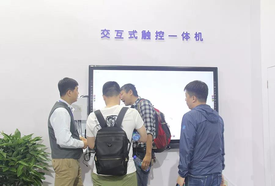 第74届教学装备展示会胜利闭幕，免费观看91看片教学凯旋而归